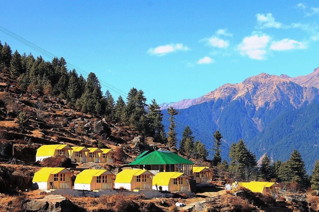 Auli - A famous hill station From Uttarakhand