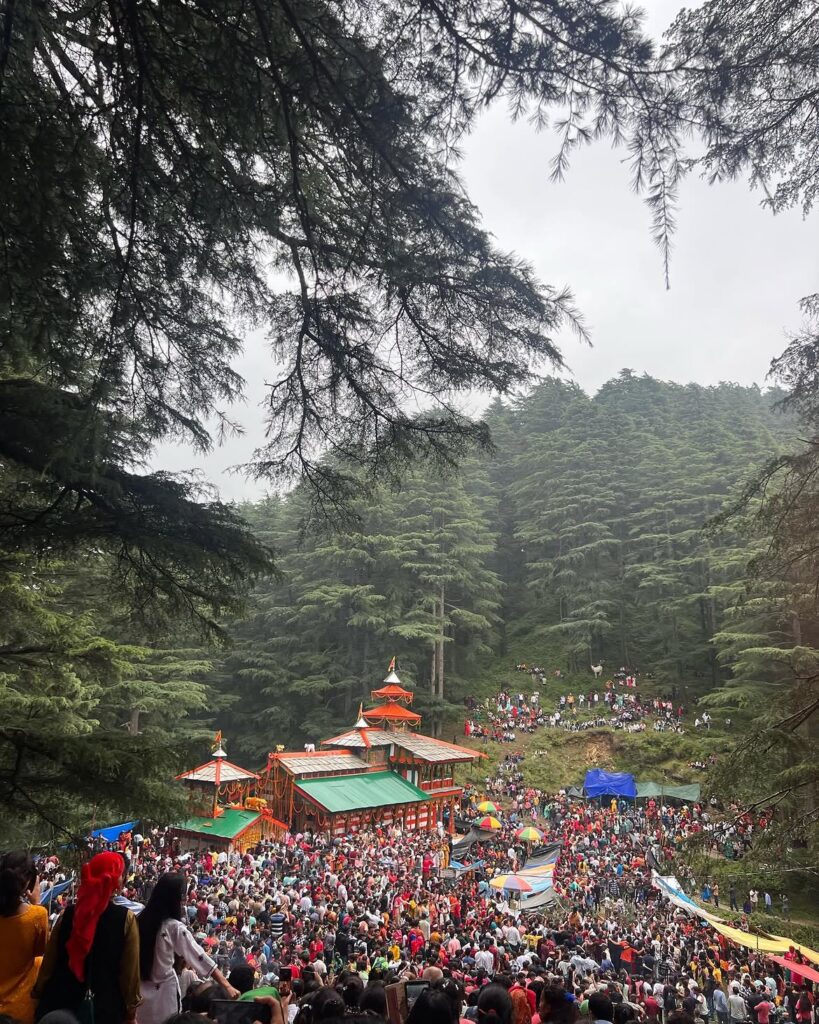 Sea of Devotion at Danda Devrana Jatra: Thousands Seek Rudreshwar Maharaj’s Blessings in Rawain Valley