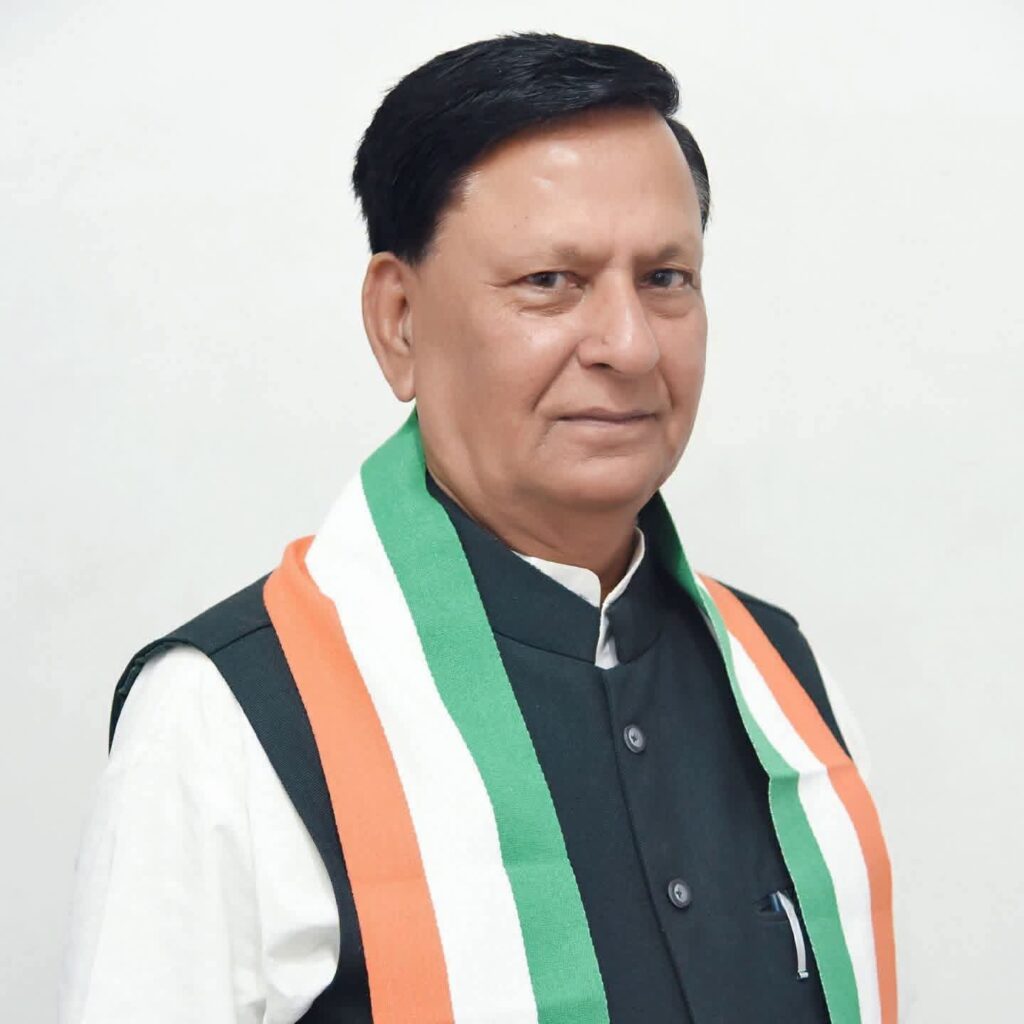 Former Cabinet Minister Hira Singh Bisht passes away, CM Dhami pays tribute